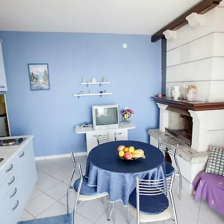 Sarah 3* Selca (Brac)