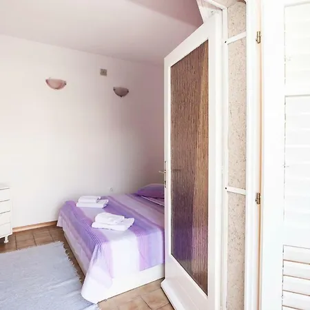 Sarah 3* Selca (Brac)