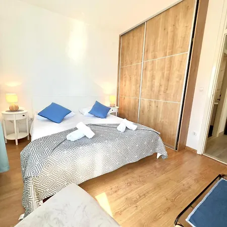 Sarah Gæstehus 3*